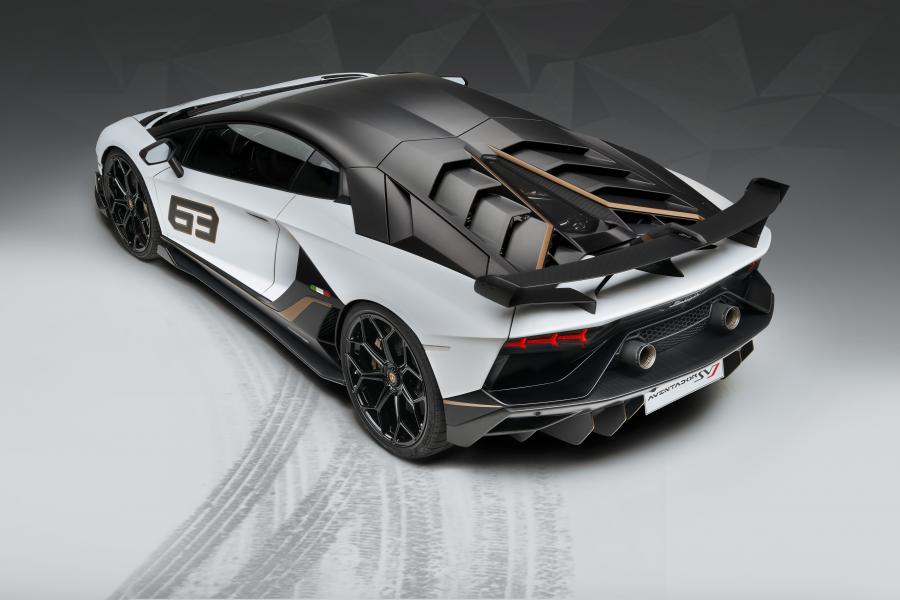  Lamborghini Aventador SVJ 63 2018 года  (фото 8 из 14)